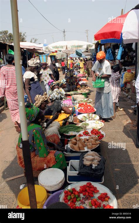 Escorts no Gâmbia • Prostitutas do Serekunda, Brikama, Bakau,。